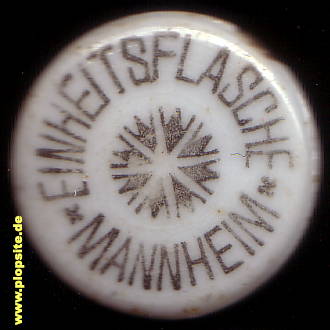 Bügelverschluss aus: Einheitsflasche, Mannheim, Deutschland